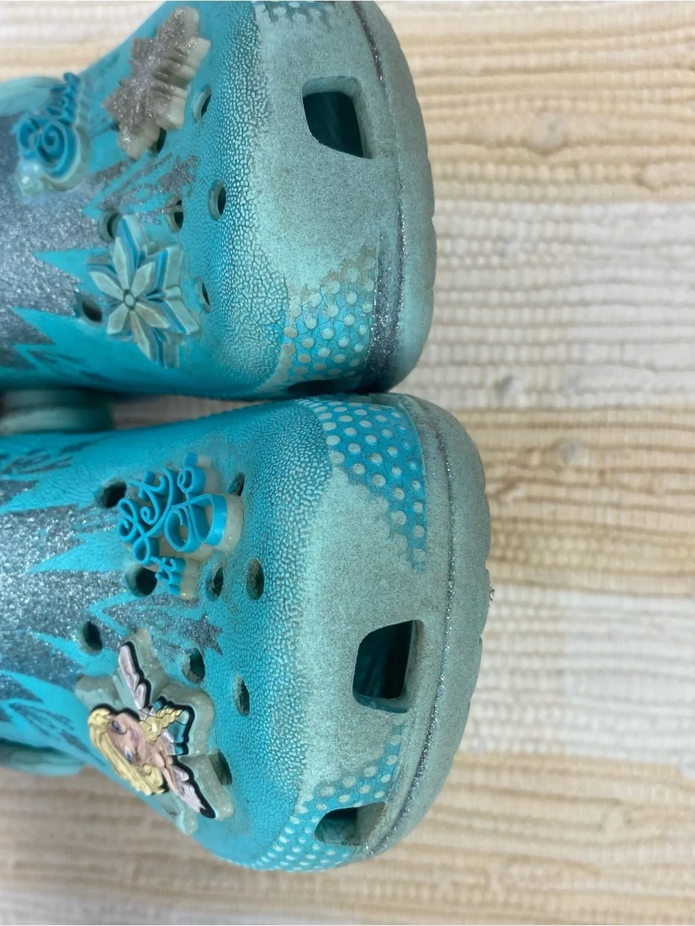 Crocs/Disney crocs pair